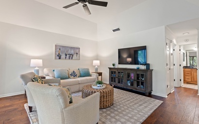 4778 Tennis Club Villa 2