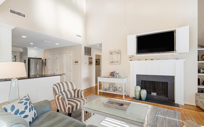 4580 Parkside Villa 6