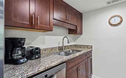 1391 Fairway Oaks Villa 6