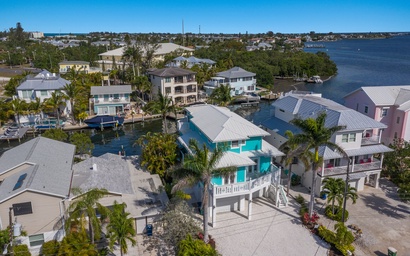 Bayshores