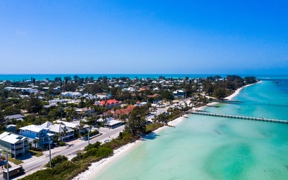 Barefoot by the Bay at Bayside Bungalow