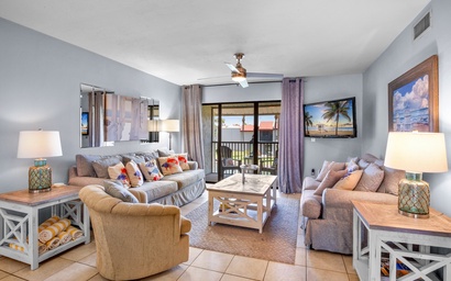 Runaway Bay Unit 273