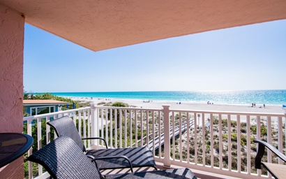 Anna Maria Island Club 20