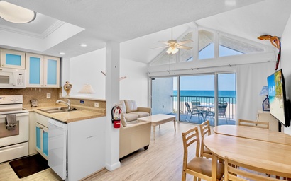 Coconuts Beachfront Unit #109