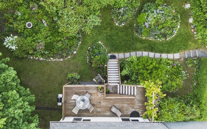 Garden by the Sea 3