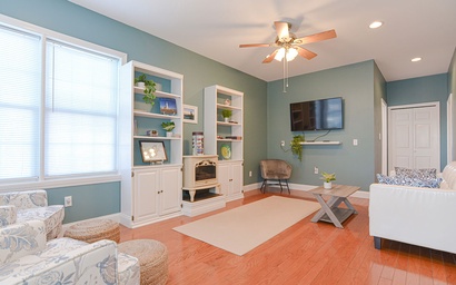 Harbortown Hideaway 4