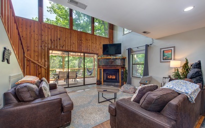Treehouse Overlook