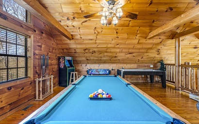 Bourbon Bear Lodge 4