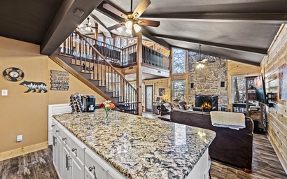 Honey Bear Treehouse 3