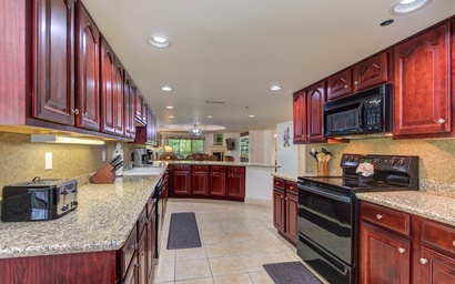 Cs Creekside Condo 4