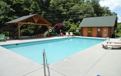 Smoky Mountain Hideout 4