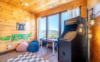 Smoky Peaks Pool Cabin 4