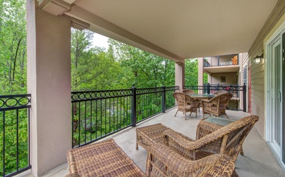 Cs Creekside Condo 3