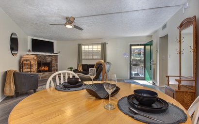 Roaring Fork Road Retreat 4