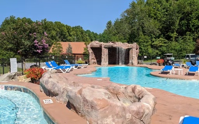 Southern Comfort Cabin 3