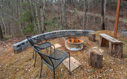 Sleeping Bear Hideaway 3