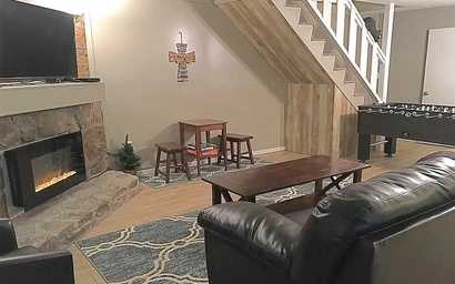 Golden Pines Retreat 2