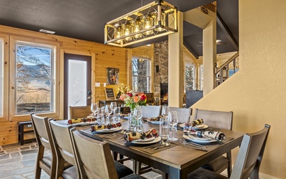 Honey Bear Treehouse 4