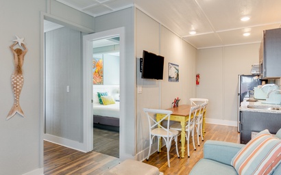 See Sea 08: Big Kahuna Suite 5