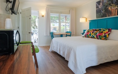 BS Room 6: King Room 3