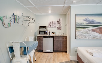 TH12: Rockfish Room 5