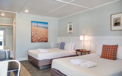 TH27: Roanoke Sound Room