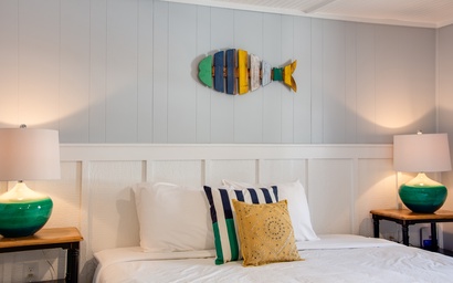 TH04: Sailfish Room 2