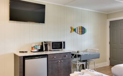 TH20: Gulf Stream Room 4