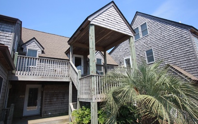 CV7B: North Point B 10