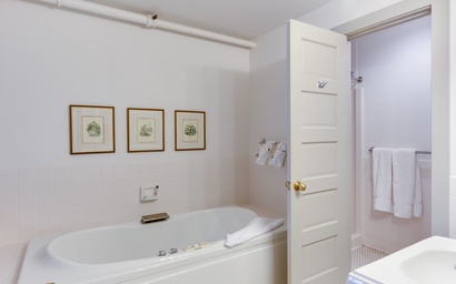 FC10: Elizabeth Glane 8