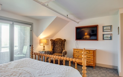 FC19: Humphrey Newton 2