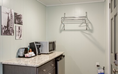 TH05: Mahi Mahi Room 4