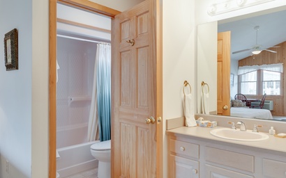 CV8B: Crow's Nest B 6