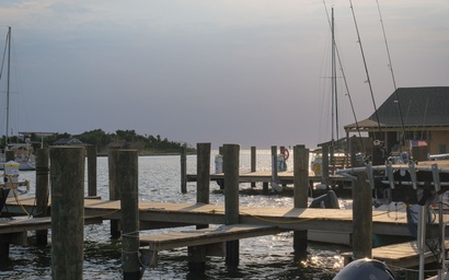 BS Room 4: King Room 10