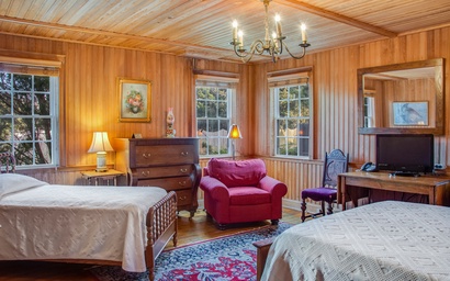 BB04: Billy's Room 3