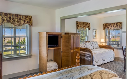 FC11: Margery Harvie 5