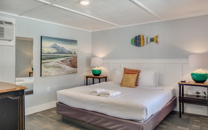 TH04: Sailfish Room