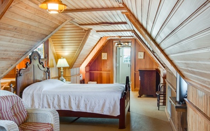 BB11: Lighthouse Suite 5