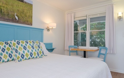 BS Room 7: King Room 4