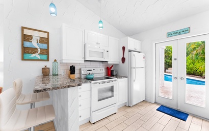 Crescent Beach Villas - La Perlita 9