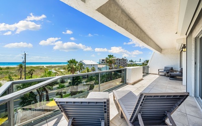 Tivoli by the Sea: 407