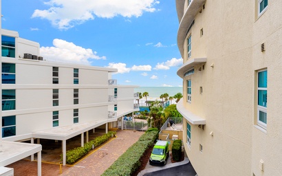 Crescent Condos - 303 10