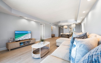 Tivoli by the Sea: 407 9