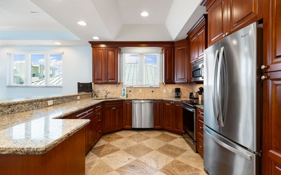 A Somewhere is Here - Changes in Latitude 4