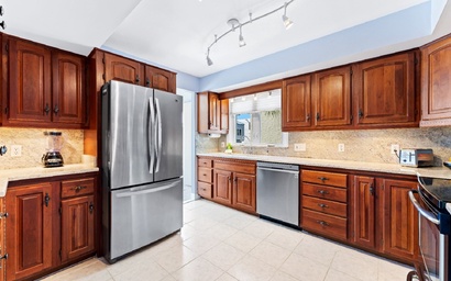 Coastal Surfside - 298 2