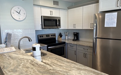 Siesta Beach House - 210 5
