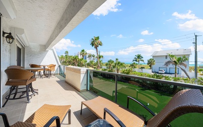 Tivoli by the Sea: 203 2