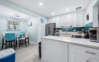 Siesta Beach House - Cottage C 5