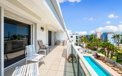 Tivoli by the Sea: 405 8