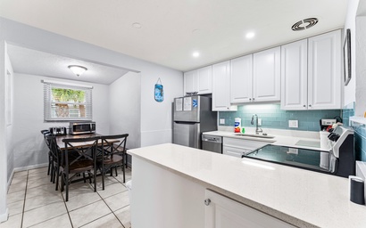 Siesta Beach House - Cottage C 7